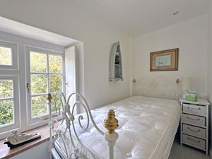 Photo 9- click for photo gallery